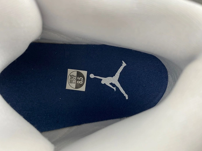 Jordan 13 Retro Midnight Navy  414571-140 Timeless 770
