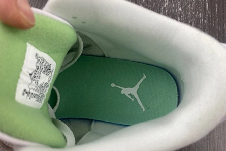 SmartChoice Jordan 3 Retro CK9246 102 383