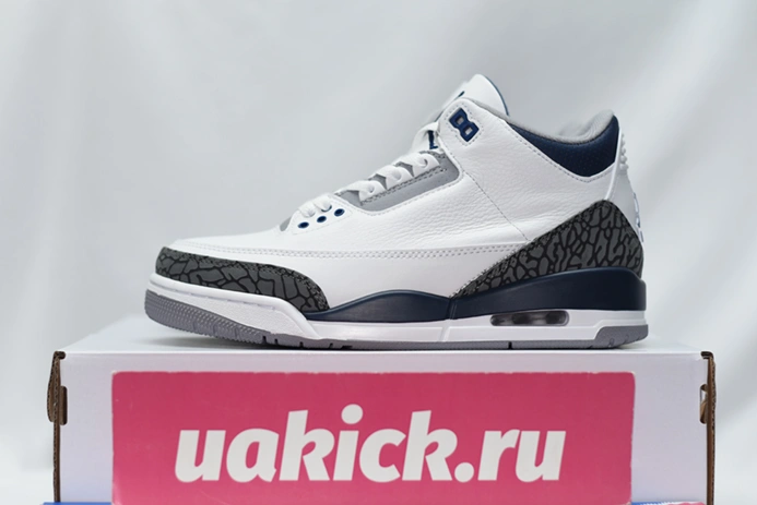 Lightweight Jordan 3 Retro Midnight Navy  CT8532-140 361