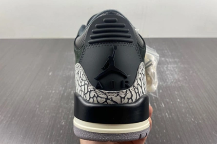 Efficient Jordan 3 Retro Off Noir CK9246-001 384