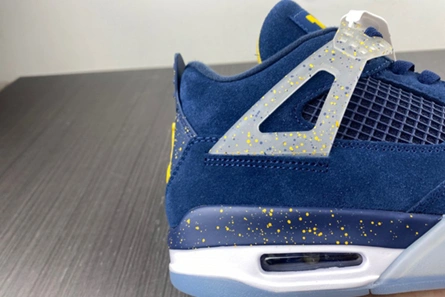 Jordan 4 Retro AJ4-1036660 Soft 504