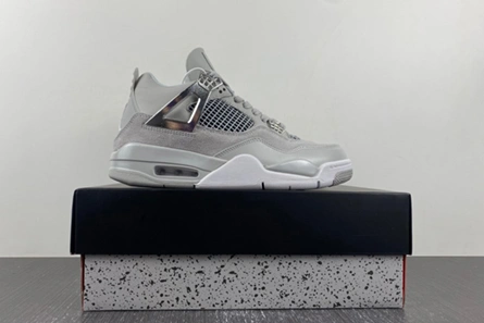Jordan 4 Retro Frozen Moments  AQ9129-001 Reliable 452