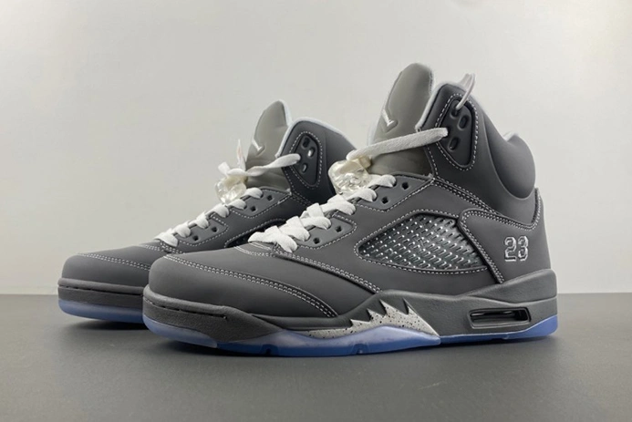 Jordan 5 Retro Wolf Grey  136027-005 ModernLook 551