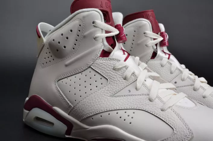 Comfortable Jordan 6 Retro Maroon 384664-116 650