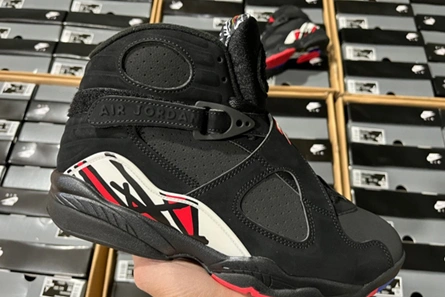 Jordan 8 Retro Playoffs (2023)  305381-062 Fashionable 651