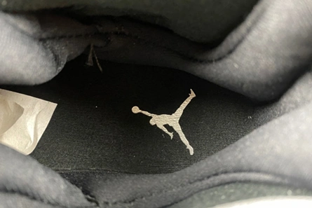 Jordan 8 Retro Winterized Gunsmoke FD1334-001 Functional 8020