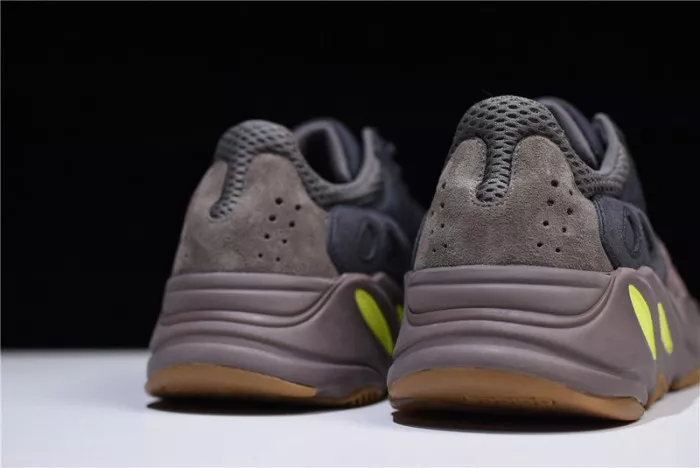 Kanye West x Adidas Yeezy Runner Boost 700 Soft 1771