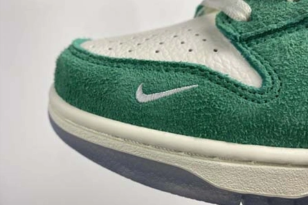 Kasina x Nike Dunk Low CZ6501-101 Stylish 1103