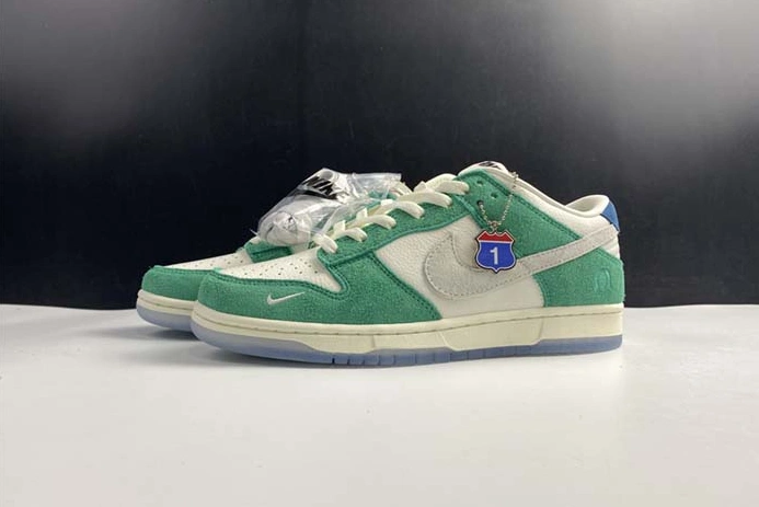Kasina x Nike Dunk Low CZ6501-101 Stylish 1103