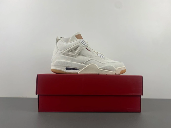Levi's x Air Jordan 4 'White' AO2571-100 UrbanStyle 549