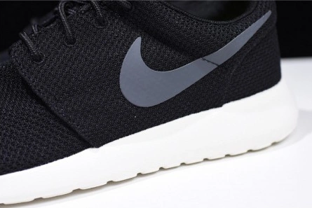 SportInspired Men Nike Roshe One Black Anthracite Sail White 511881010 1556