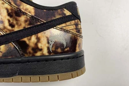Sleek 1045 nike sb dunk low permium 536356- 1105