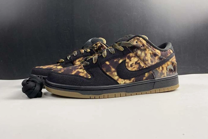 Sleek 1045 nike sb dunk low permium 536356- 1105