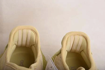 3748 Adidas YEEZY 350 V2 Flax FX Compact 1726