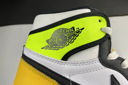 EyeCatching 8871 Air Jordan 1 High OG “University Gold” 555088- 214