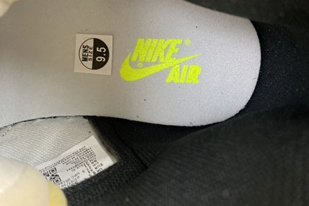 EyeCatching 8871 Air Jordan 1 High OG “University Gold” 555088- 214