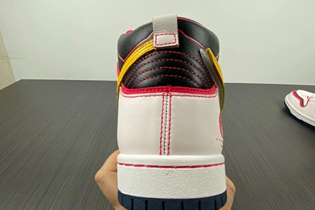 Sophisticated 6293 Gundam x Nike SB Dunk High DH7717- 1067