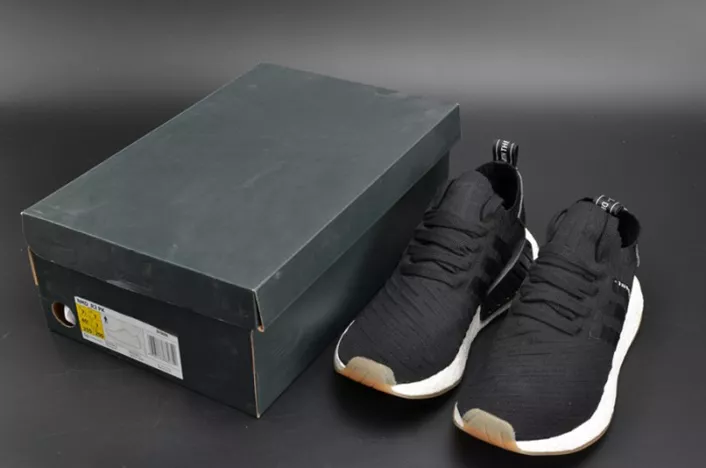 Sleek 6656 ADIDAS NMD R2 PK "JAPAN PACK"  MENS BY 1863