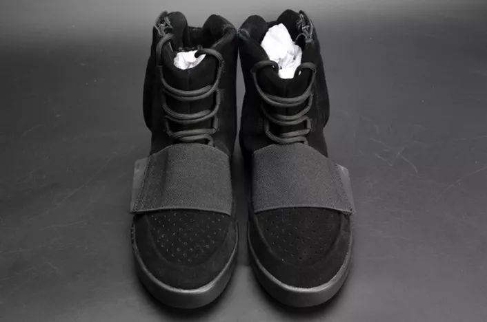 GoodFit 1815 Adidas Yeezy Boost 750 Triple Black Cblack BB 1788