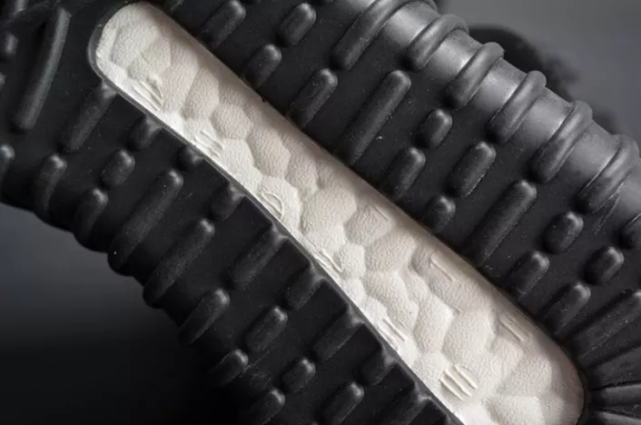 GoodFit 1815 Adidas Yeezy Boost 750 Triple Black Cblack BB 1788