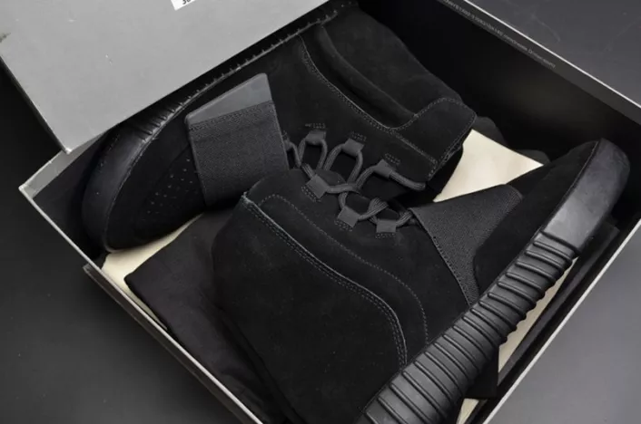 GoodFit 1815 Adidas Yeezy Boost 750 Triple Black Cblack BB 1788