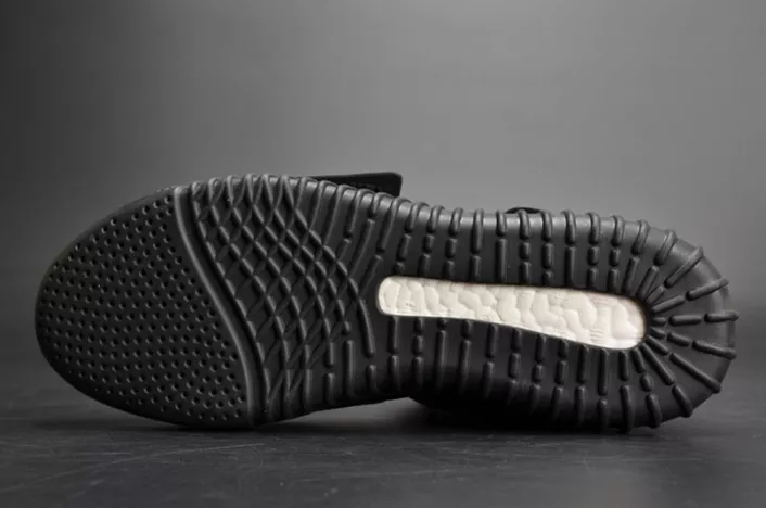 GoodFit 1815 Adidas Yeezy Boost 750 Triple Black Cblack BB 1788