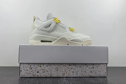 EyeCatching 241 Air Jordan 4 “Metallic Gold” AQ9129- 450