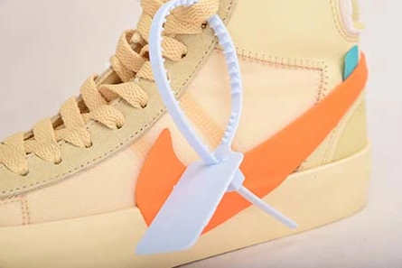 Vibrant 7055 Off-White x Nike Blazer Studio Mid 'All Hallows Eve' AA3832- 2012