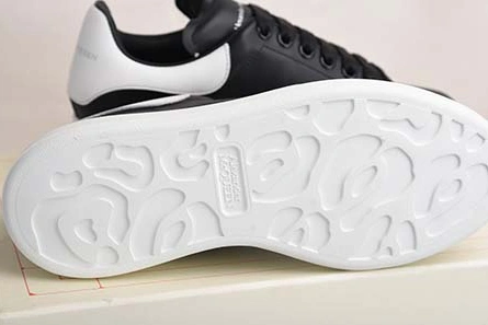 DailyWear 9171 ALEXANDER MCQUEEN SOLE SNEAKERS -462214-WHGP7-9374 BLACK AND WHITE 2121