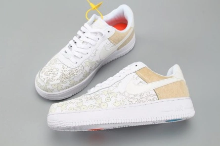 NIKE AIR FORCE 1’07 LV8 SUEDE WHITE A09281-100 Popular 1256
