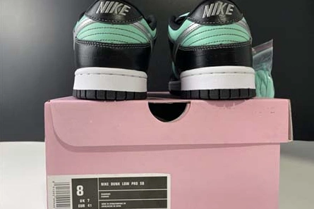 NIKE DUNK SB DIAMOND TIFFANY 304292 402 Durable 1118