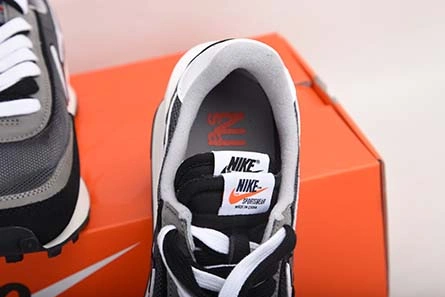 NIKE LD WAFFLE SACAI BLUE MULTI - BV0073-001 Flexible 1222