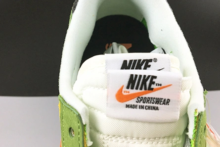 TopPick NIKE LD WAFFLE SACAI GREEN MULTI - BV0073-300 1221