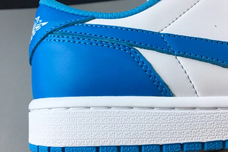 NIKE SB x AIR JORDAN 1 LOW TopPick 256