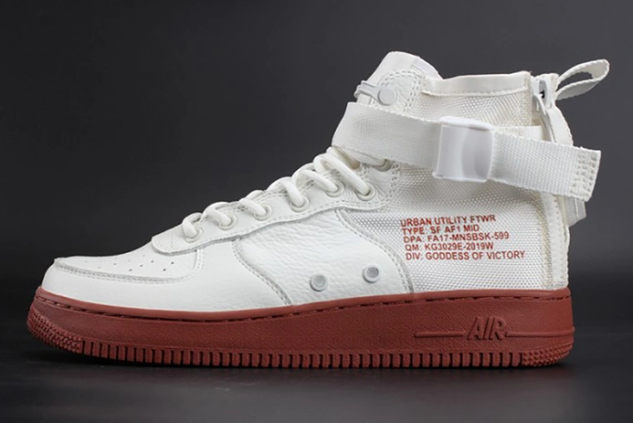 NIKE SF AIR FORCE 1 MID Durable 1206