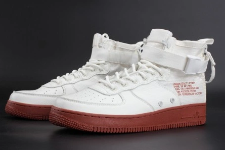 NIKE SF AIR FORCE 1 MID Durable 1206