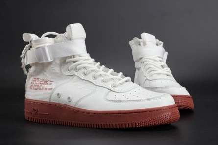 NIKE SF AIR FORCE 1 MID Durable 1206