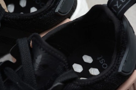 NMD R1 W - Adidas  - black carbon running white- CQ2011 Popular 1813