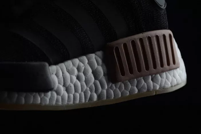 NMD R1 W - Adidas  - black carbon running white- CQ2011 Popular 1813