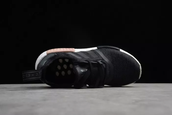 NMD R1 W - Adidas  - black carbon running white- CQ2011 Popular 1813