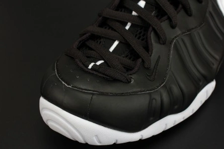 Nike Air Foamposite Pro "Dr. Doom" Black White 624041-006 Versatile 1538