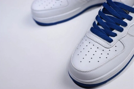 ModernLook Nike Air Force 1 High retro 1271