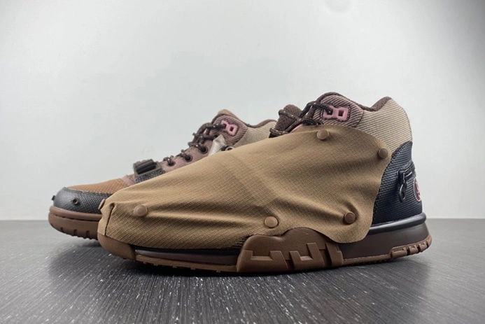 Classic Nike Air Trainer 1 SP Travis Scott Wheat  DR7515-200 1605