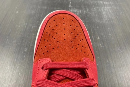AllSeason Nike Dunk Low ATL FD0724-657 1001