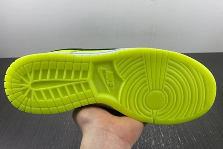 Nike Dunk Low “Glow in the Dark”  FJ4610-702 Efficient 1000