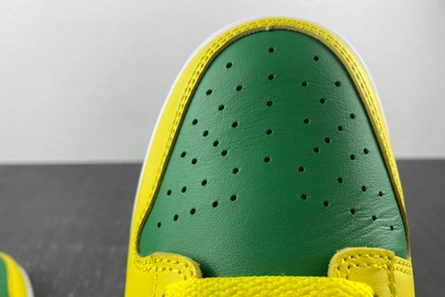 DailyWear Nike Dunk Low Retro Reverse Brazil DV0833-300 1029