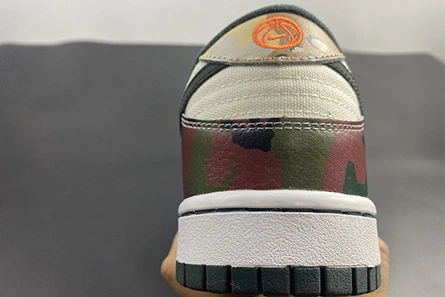 Nike Dunk Low SE Sail Multi-Camo  DH0957-100 Unique 1039