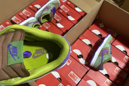 Trendsetting Nike Dunk Low SP “Veneer” DA1469-200 1047