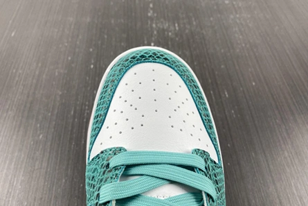 Nike Dunk Low Snakeskin Washed Teal Bleached Coral  DR8577-300 Flexible 1052