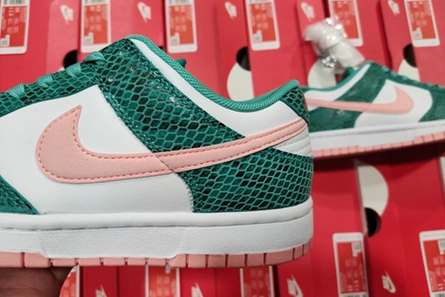 Nike Dunk Low Snakeskin Washed Teal Bleached Coral  DR8577-300 Flexible 1052